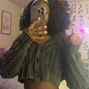 Cozy Cable Knit Cropped Sweater